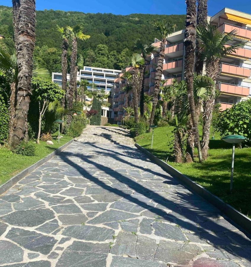Apartamento Holiday On The Lake Lugano 2 Bissone Exterior foto